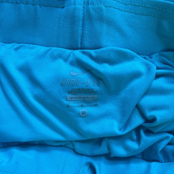 Nike Dri-Fit Running shorts! - Picture 2 of 4